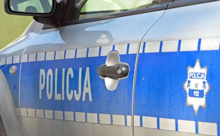 Nawojowa uczy bezpieczeństwa w drodze do szkoły z policją z Nowego Sącza