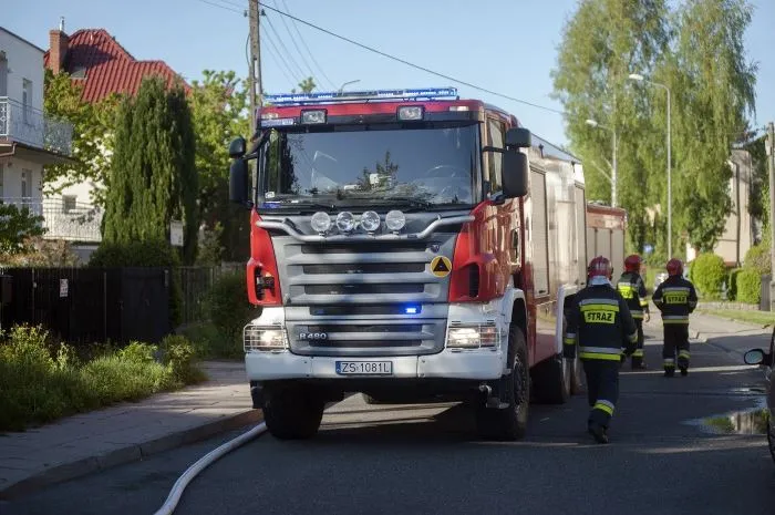 Wypadek w Maszkowicach: Samochód osobowy w Nowym Sączu wypadł z drogi!