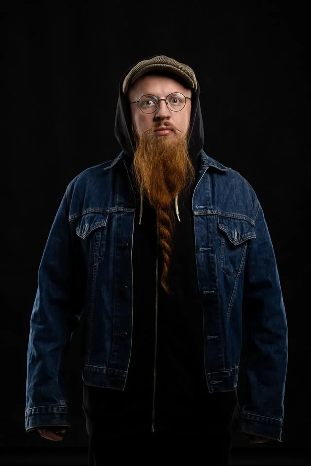 Grafika promocyjna wydarzenia Arek JAKSA — „Warto rozmawiać, Andrzej” (stand-up, Nowy Sącz)