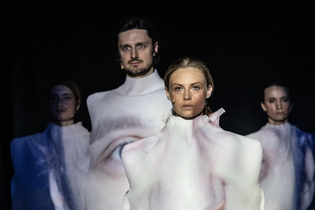 Grafika promocyjna wydarzenia „Po(*)łączność” Teatr Potem-o-tem