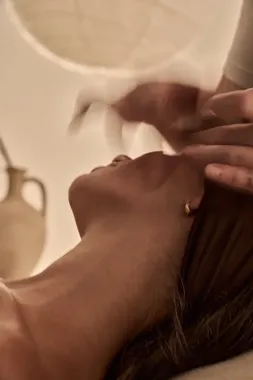 Grafika promocyjna wydarzenia FACEit w Nowym Sączu – warsztaty automasażu twarzy, drenażu i masażu bukalnego