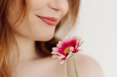 Grafika promocyjna wydarzenia Wiosenny Portret – spotkanie z fotografką Marzeną