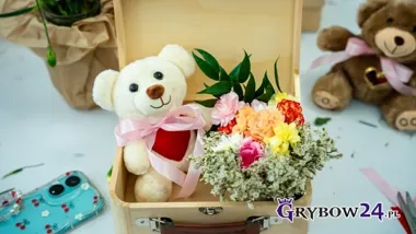 Flowerboxy dla mam i listy od dzieci. W Grybowie nie brakowało wzruszeń