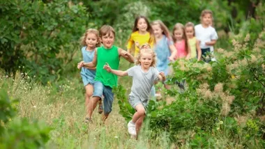 KRUS szykuje wakacyjne turnusy dla dzieci rolników i ujawnia terminy oraz zasady