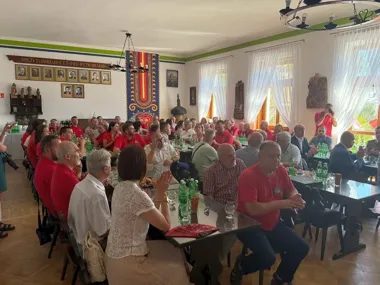 Medal PTTK dla Nowego Sącza i Bożeny Borkowskiej za pomoc i współpracę