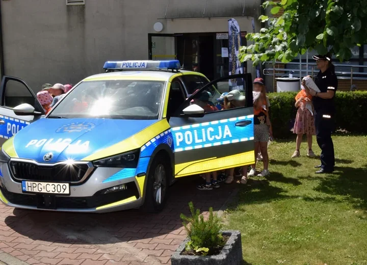 Na festiwalu nauki w Nowym Sączu policjanci zaskoczyli pokazem kryminalistyki