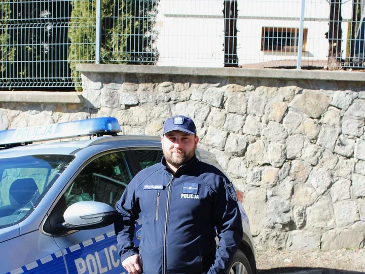 Dzielnicowy z Krynicy - policjant i strażak ochotnik, który rusza na sygnał
