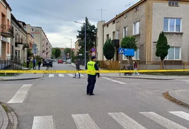 Pociski przy szkole w Nowym Sączu. Ewakuowano szkoły i biurowiec