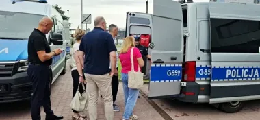 Czarnogórscy policjanci pytali w Nowym Sączu o monitoring i konfiskatę aut