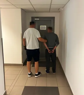 Trzy wiaty śmietnikowe w ogniu - policja zatrzymała 46-latka z Nowego Sącza