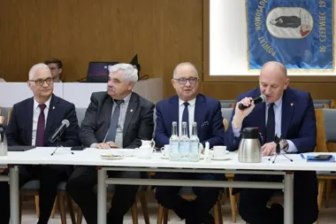 Pierwszy konwent w roku odsłonił drogowe plany i temat oświetlenia